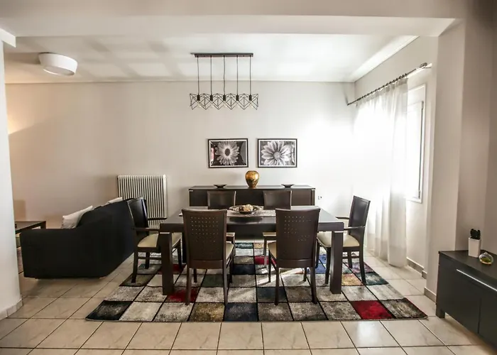 Grand Meteora Central Luxury Apartment