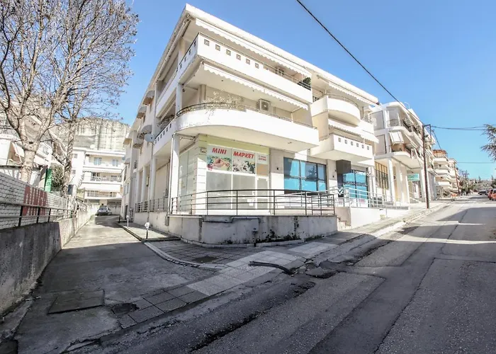 Grand Meteora Central Luxury Apartment